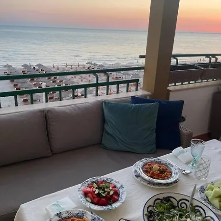 아파트 Beautiful Front Durrës